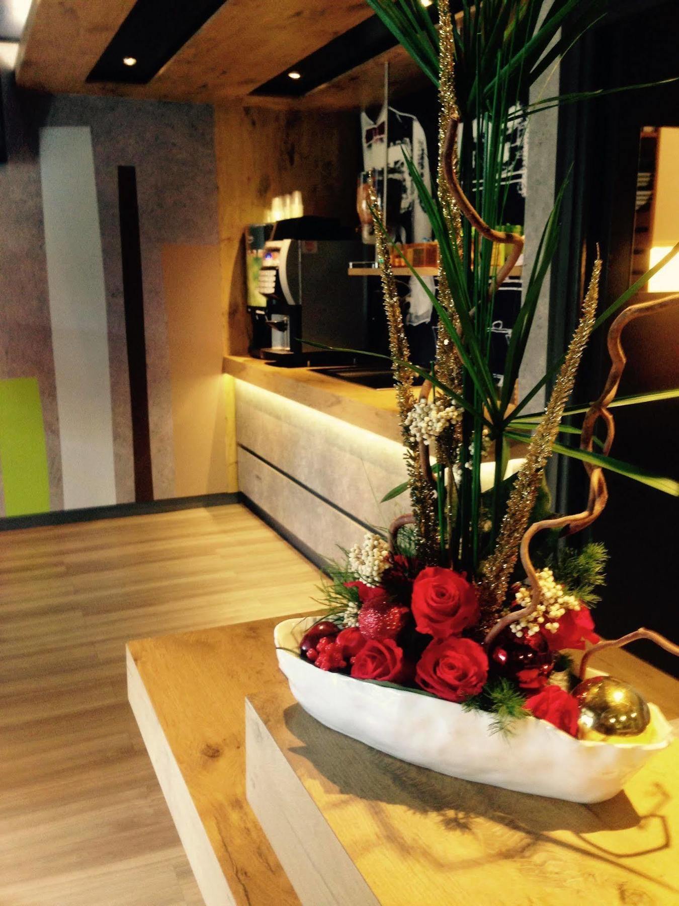 Ibis Budget Aix En Provence Est Le Canet Meyreuil Buitenkant foto