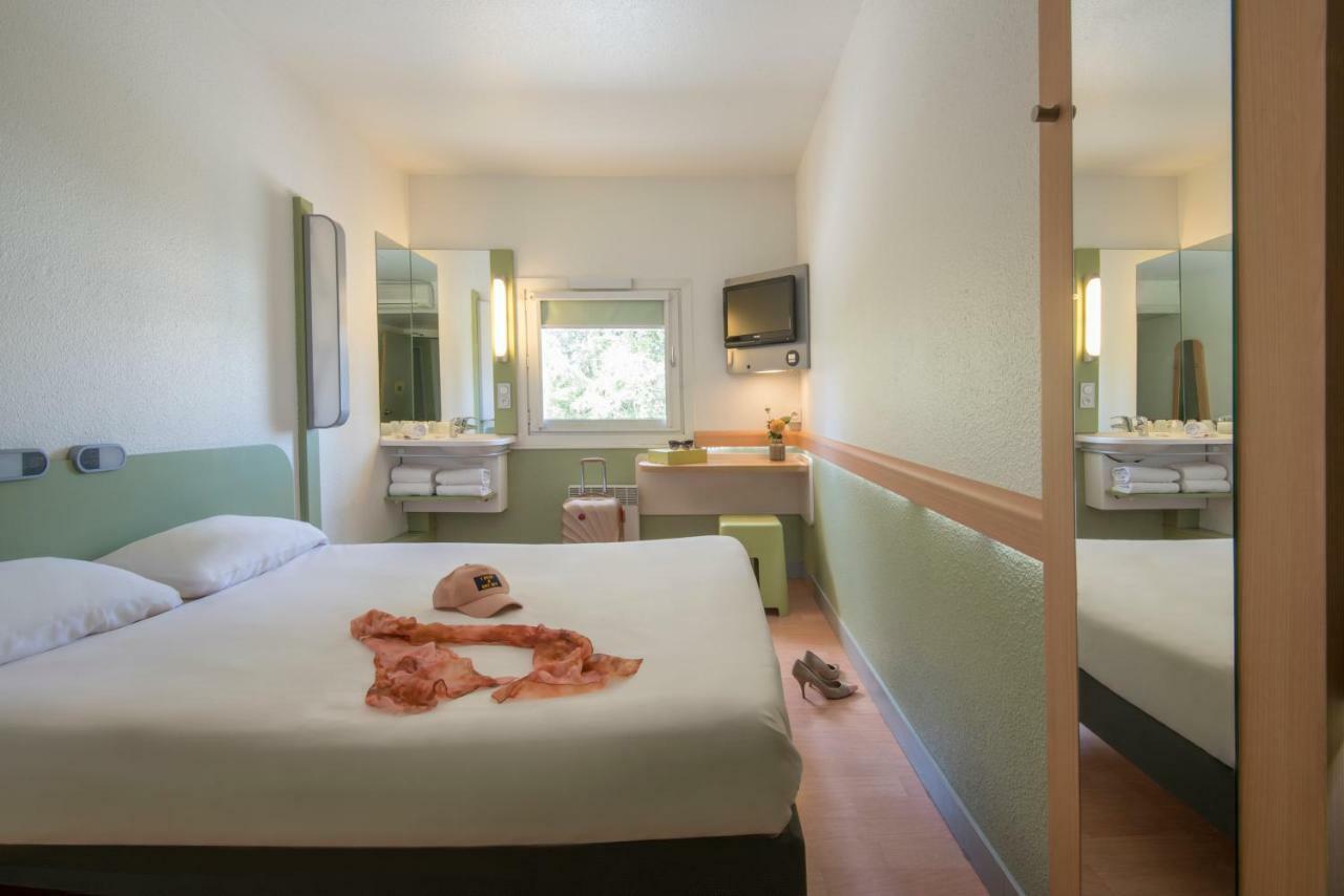 Ibis Budget Aix En Provence Est Le Canet Meyreuil Buitenkant foto