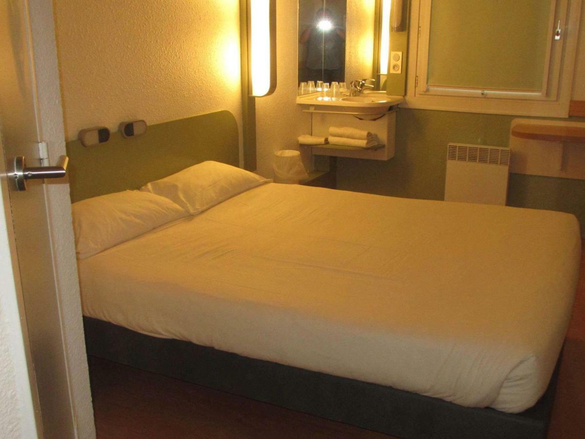 Ibis Budget Aix En Provence Est Le Canet Meyreuil Buitenkant foto